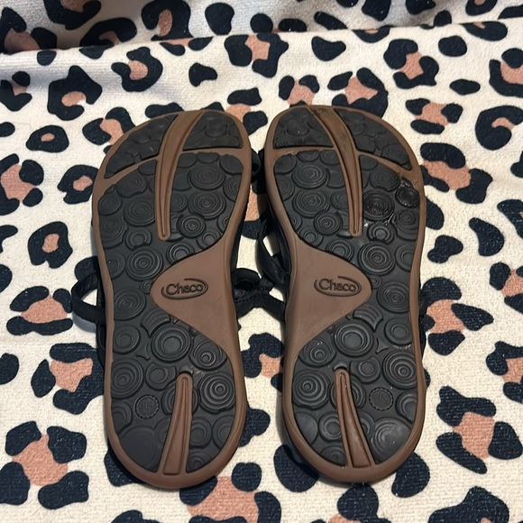 Chaco Black Cordova Sandals - Picture 2 of 3